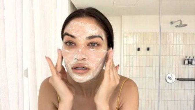 Hassas ciltler arındırıcı maskeleri kaç dakika cildinde tutmalı?