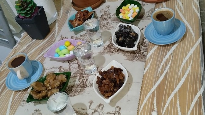 Kahve yanına en çok yakışan şey nedir, ne seversiniz?🥰