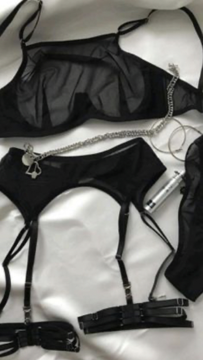 Partnerinizin giydiği iç çamaşırını beğenmemeniz libidonuzu düşürebilir mi?
