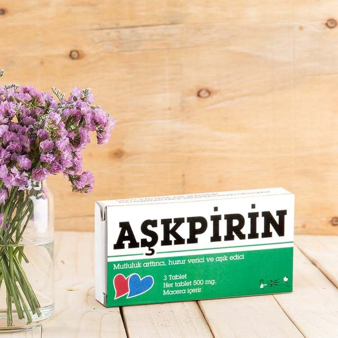 Sevgiliniz bir ilaç gibi düşünün, detaydaki prospektüsü nasıl doldururdunuz?