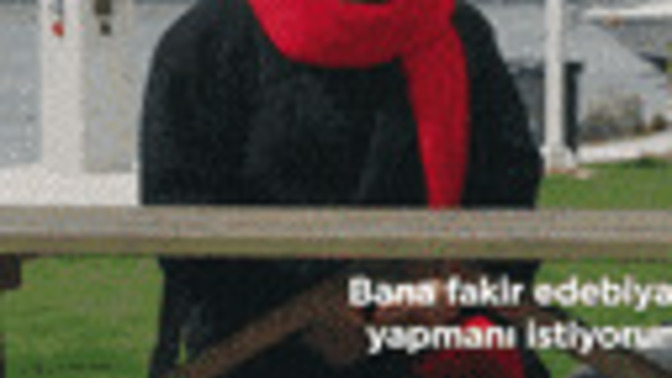 Aza yetinmesi, olmasa da olur denmesi fakir edebiyatı yapmak mıdır?