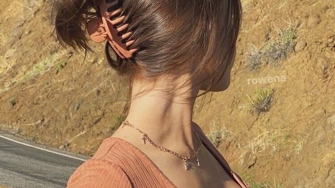 Kısa saça bu saç modeli nasıl yapılır?