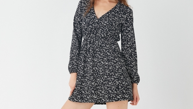 Bu elbiseyi aldım gündelik için uygun mu? Elbise modeli kötü mü sizce?