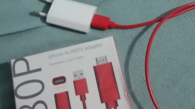 Telefonu ekrana yansıtma aparatı aldım. Bir kere çalıştı sonra çalışmadı, neden olabilir?
