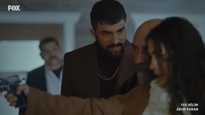 Adım Farah dizisinin son bölümünü izlediniz mi? Bu nasıl bir bölüm sonuydu böyle? 😨