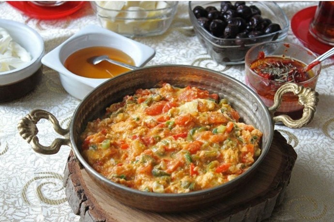 Menemen sever misiniz?