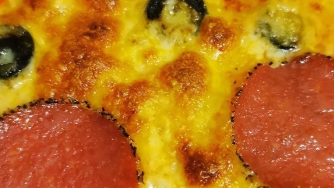 Sabah sabah pizza yenir mi?