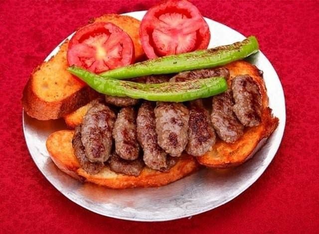Bugün yemekler ücretsiz 🤤 Hangi yemek sana ücretsiz olsun isterdin?