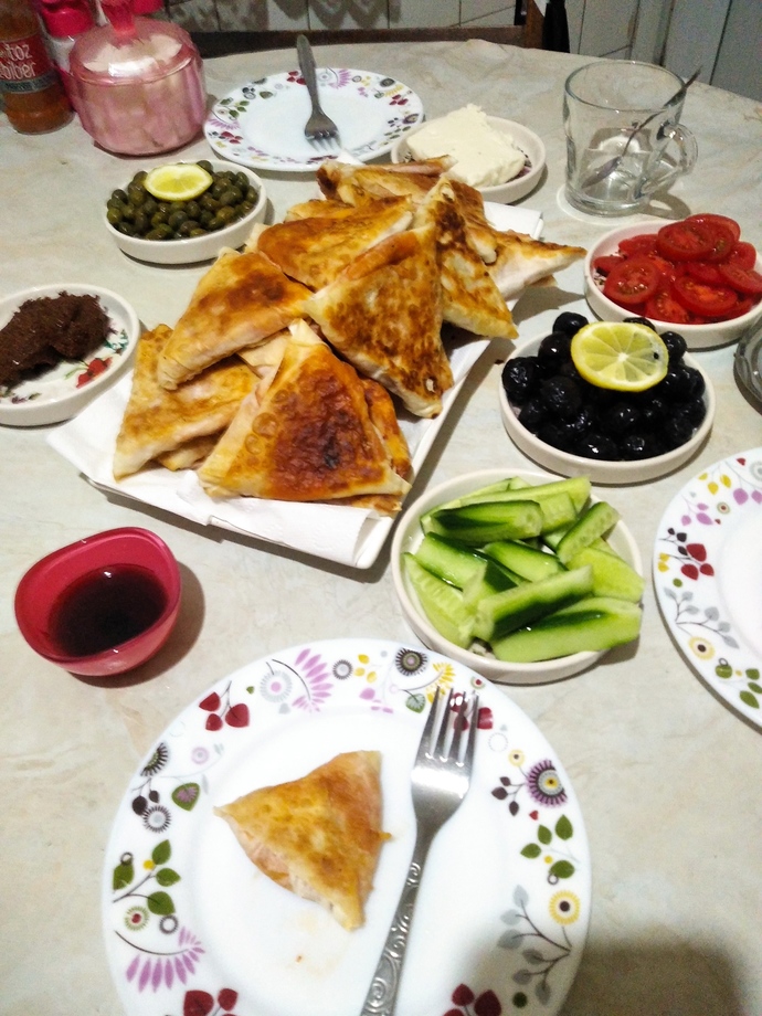 Gösterişten uzak akşam sofram nasıl olmuş?