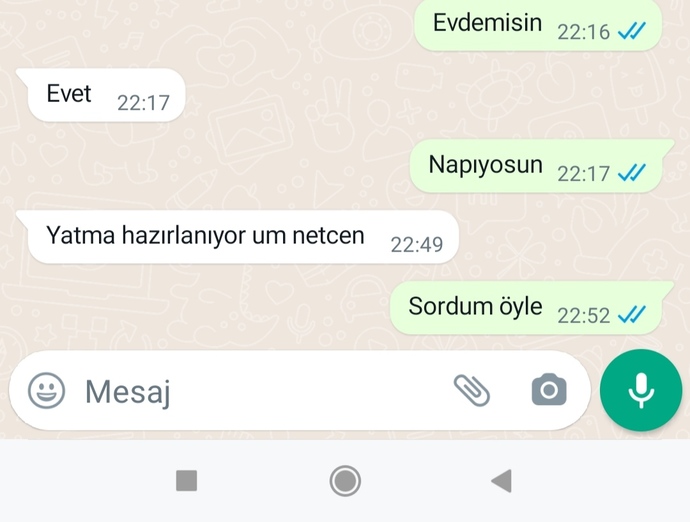 Neden böyle yapıyo bana aklından geçenler ne bu adamın?