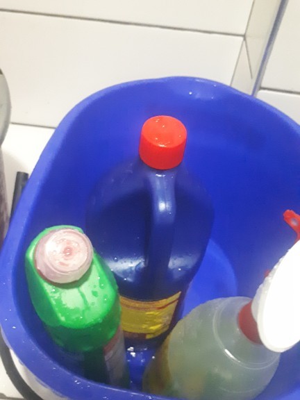 Kimler hafta sonu temizliği yapıyor elleri görelim?