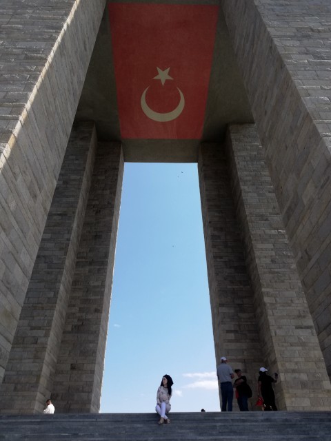 Bugün kahramanlık destanı 18 Mart Çanakkale Deniz Zaferi'nin 108. yılı. Çanakkale Zaferi sizde hangi duyguları çağrıştırıyor?