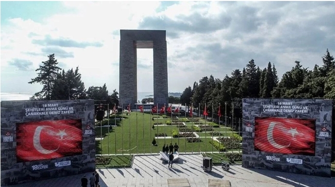 Galerindeki son fotoğraf ne?