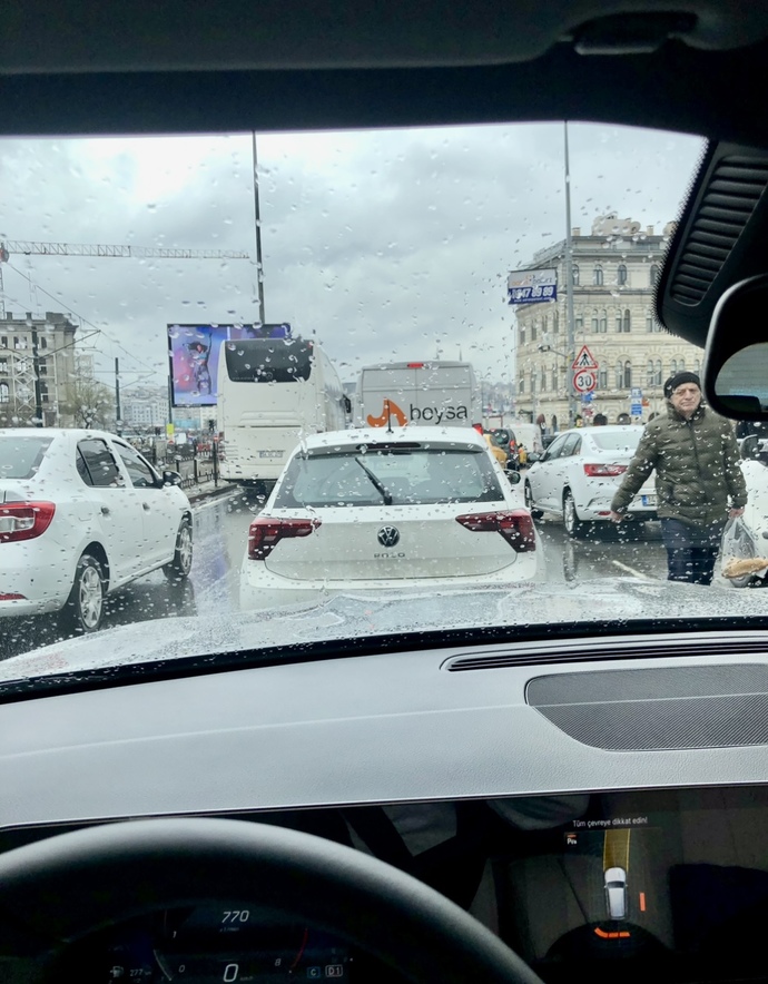 Galerindeki son fotoğraf ne?
