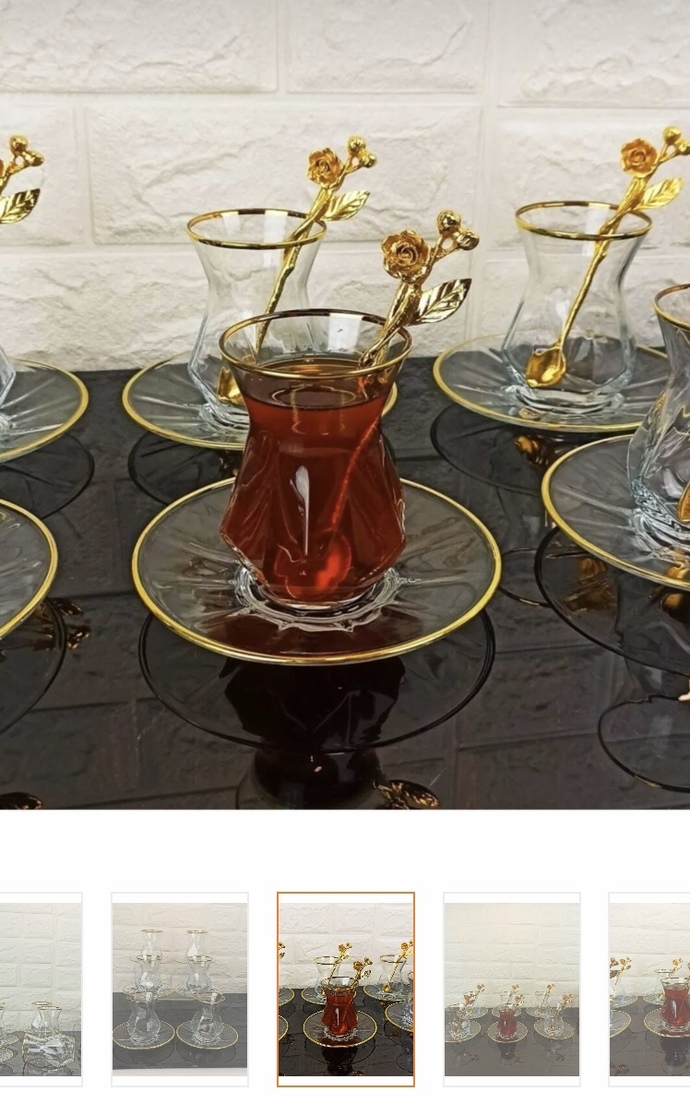 Bu çay takımı çok mu sade?