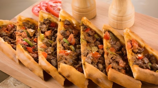 Pide sever misinz / ve neyli seversiniz?