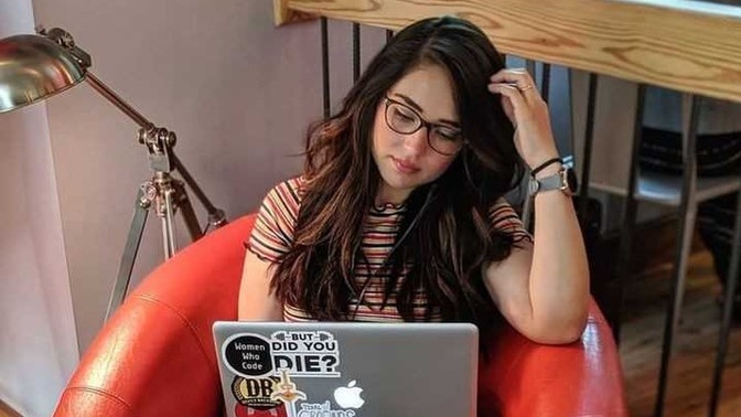Sevgilinizin Instagram'da blogger olmasından rahatsız olur musunuz?
