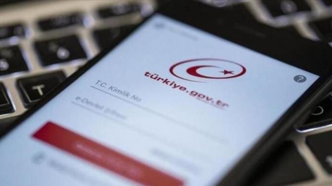 Oy kullanacağımız zaman e-devlet'teki adresimiz ne ise oraya mı gelecek kağıt?