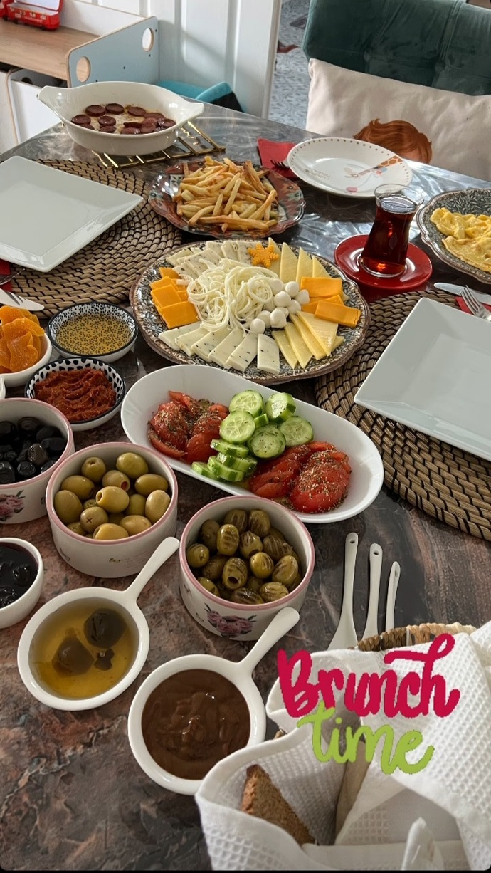 ❤🤩😋🤗Merhabalar... kimler bana eşlik etmek ister🤔😅?