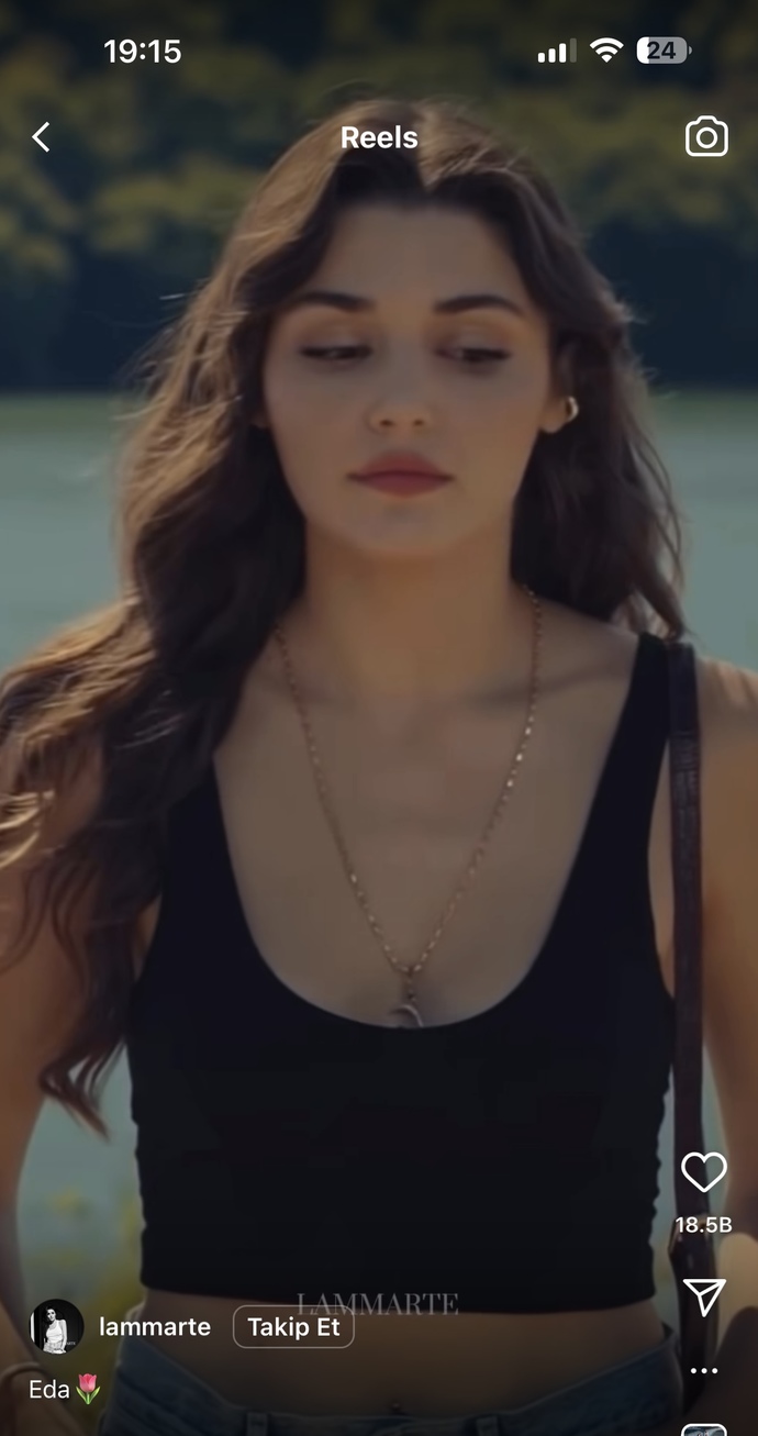 Hande Erçelin saç rengi nedir? Benim saç rengim mi onunki mi güzel?