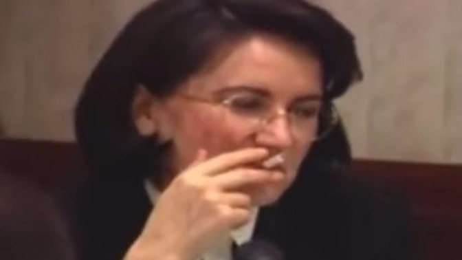 Uzaklara daldığınız oluyor mu?