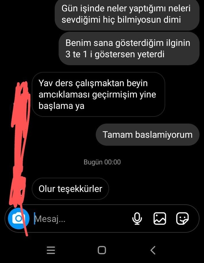 Kim haklı? 1 buçuk yıldır konuşuyoruz sevgiliyiz ama benim hakkımda pek bişey bilmiyor. Gereksiz degermi veriyorum?