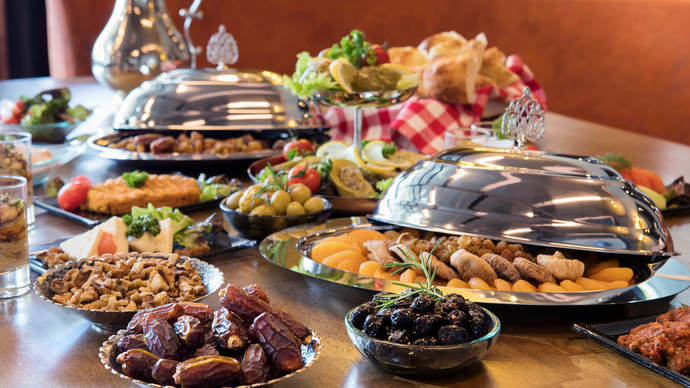 KS iftar yemeği verse katılır mısınız?