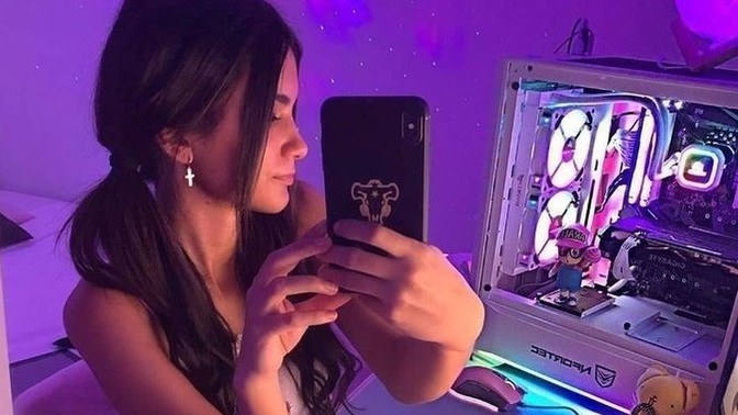 Oyuna girmeden önce selfie veya oyunun fotoğrafını çeker misiniz?