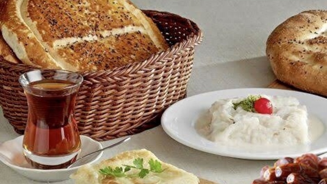 Hurma, pide, güllaç hangisi senin en sevdiğin?