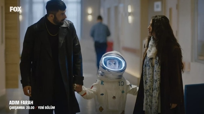 “İnsan kendini anlayana çiçek açar.” Tahir ve Farah arasındaki diyaloglar harika yazılıyor! Siz ne diyorsunuz?