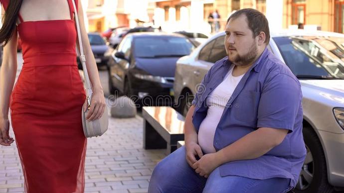 Sevdiğiniz kişiyi kırmadan kilo vermesi gerektiğini nasıl söylersiniz?