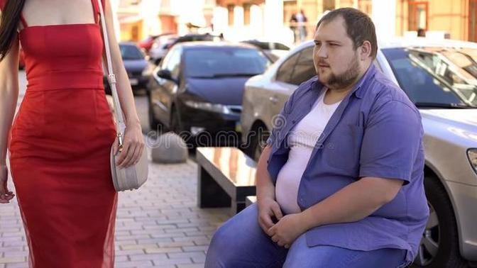 Sevdiğiniz kişiyi kırmadan kilo vermesi gerektiğini nasıl söylersiniz?