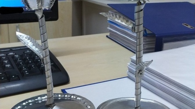Bu gülleri size verir miyim diyim mi?