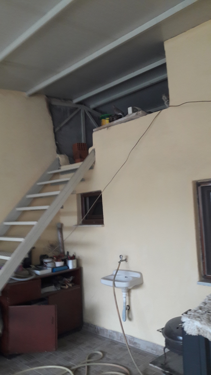 Çatıya kumrular sürekli tur atıyor yuva için, bir süre kullanmayıp onları rahatsız etmesem mi?