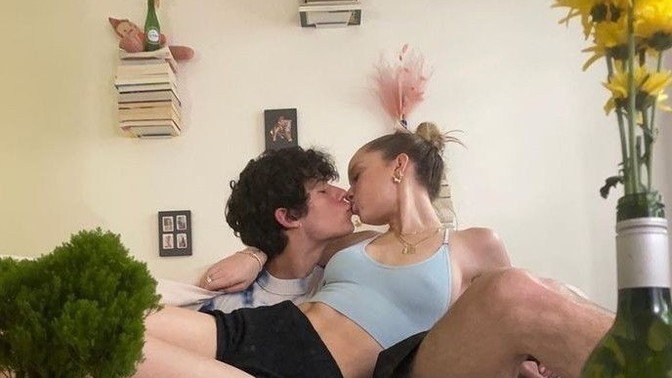 Biriyle cinsel ilişkiye girmek için ona aşık olman gerekir mi?