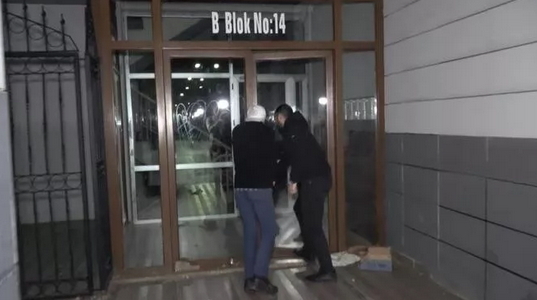 Bu mahallede davul çalan çarpılıyor! Davulla mı yoksa saatle mi uyanıyorsunuz?