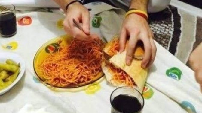 TÜİK verilerine göre çocuklar en çok makarna ve ekmek ile besleniyor. Sizce ekonomi yüzünden mi böyle?