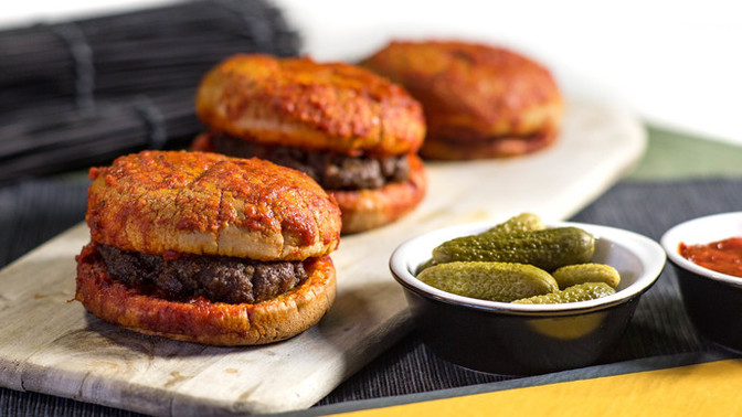 20 TL'ye ıslak hamburger olması normal mi?