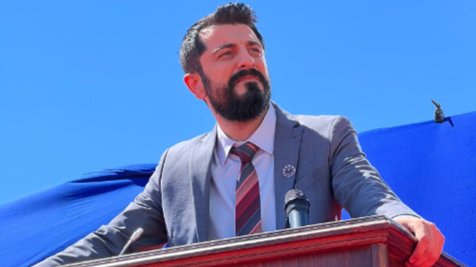 LMKP genel başkanı Mahsun Karaca sizce umut vadediyor mu? 🤣