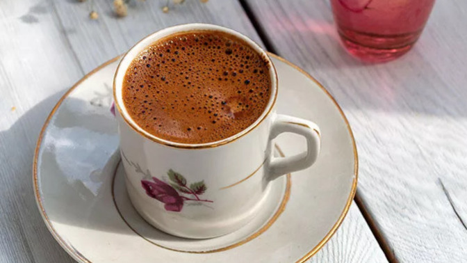 Alışkanlık da olsa fal kapatanlar buraya! Sen de kahve içince falını kapatanlardan mısın? 