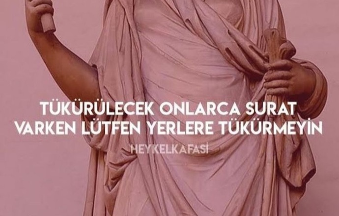 Herkesin görebileceği bir duvara yazı yazma şansınız olsaydı ne yazardınız?