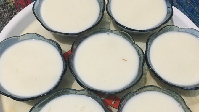 Sütlaç yaptım kim ister?