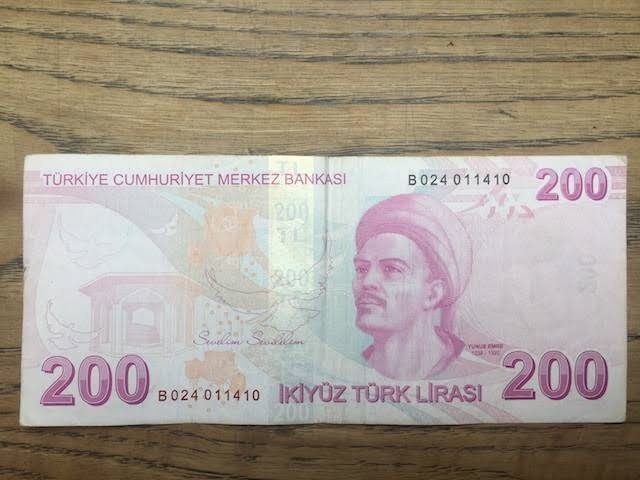 Mutluluğun formülü nedir sizce🌸?