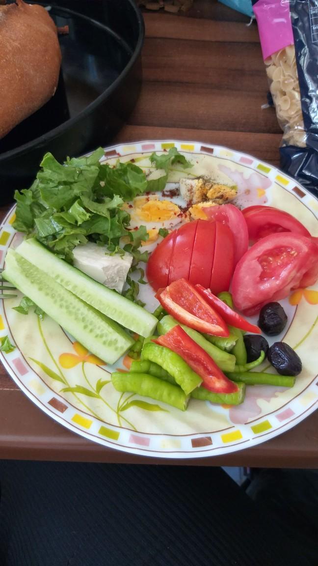 Bu tabak yeter mi sahura sizce?