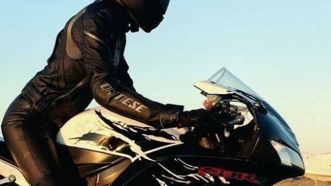 Motorcu bir kız arkadaşınız olsun ister miydiniz?