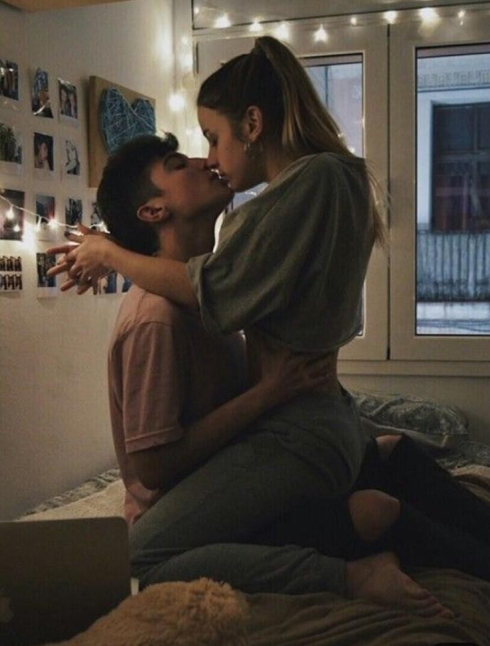 İlk öpücüğün kaç yaşında oldu?