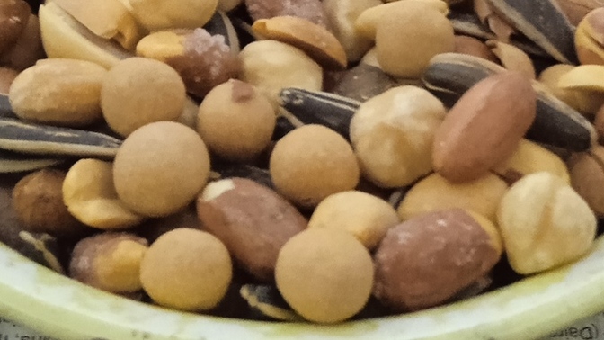 Kuruyemiş en iyi hangi içecekle gider?