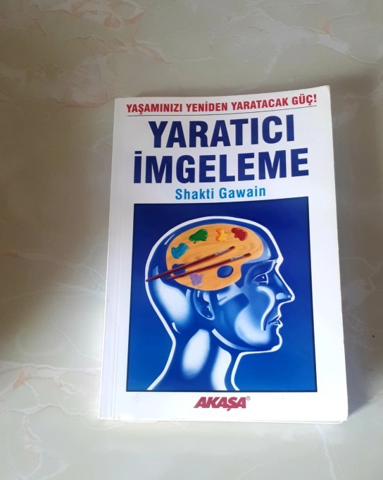 Yeni yazarlardan en çok kimin kitaplarını okuyorsunuz?