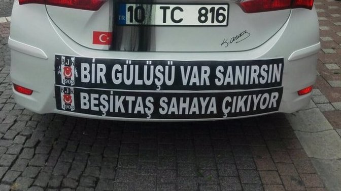 Evlenecek olsanız gelin arabasının arkasına ne yazdırırsınız?