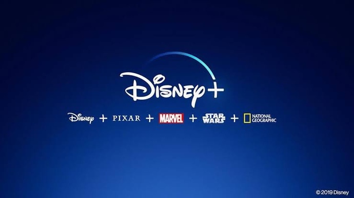 Haydi bakalım millet… Diziciler mi çok filmciler mi? Asıl soru geliyor hazırsanız 😎 Disney+ mı yoksa Netflix mi?